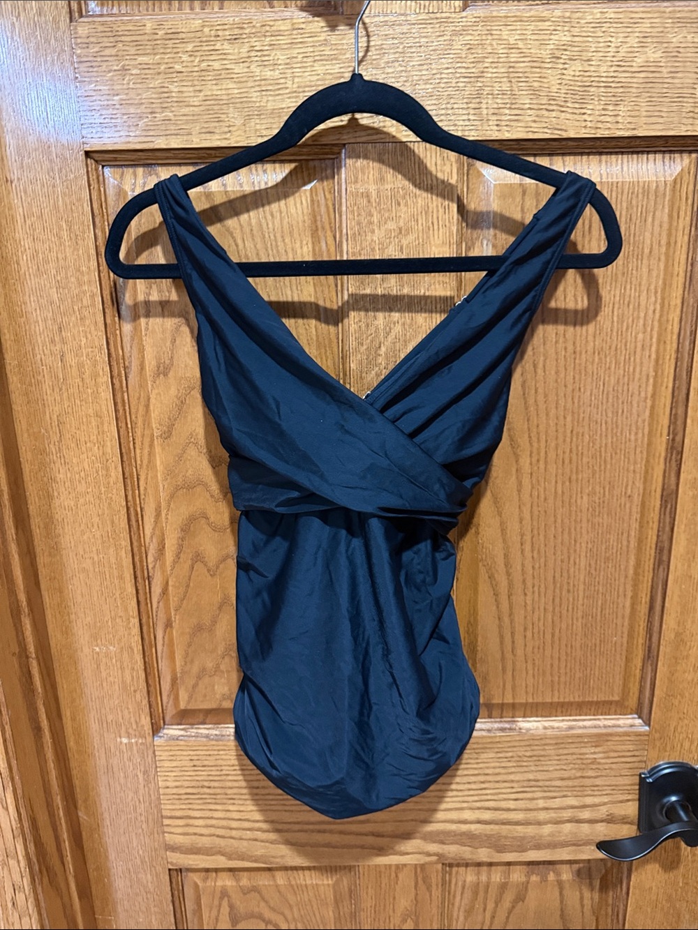 Tankini Black Cross-Back Tankini Top. Size 10 new with tags - Picture 5 of 5